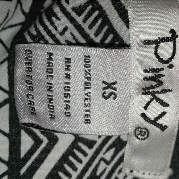 PINKY silk sleveless button down blouse Size XS 3 for $30 + 15% discount - Picture 6 of 6